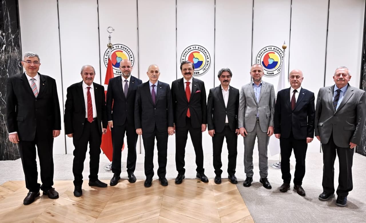 Hisarcıklıoğlu, TOBB Yüksek Disiplin Kurulu Başkanı Şahin Bilgiç ve Kurul Üyeleri ile görüştü