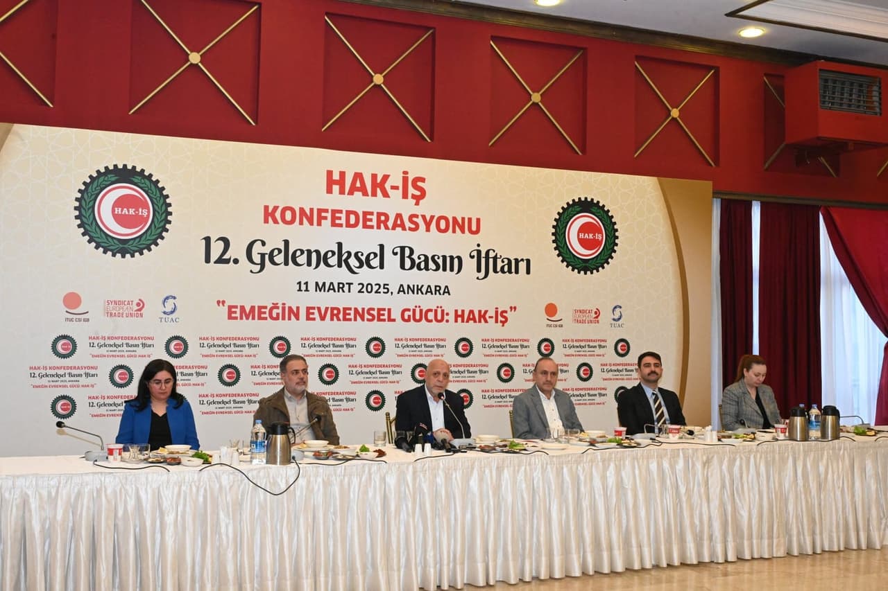 HAK-İŞ'ten Basına Yoğun Katılımlı İftar