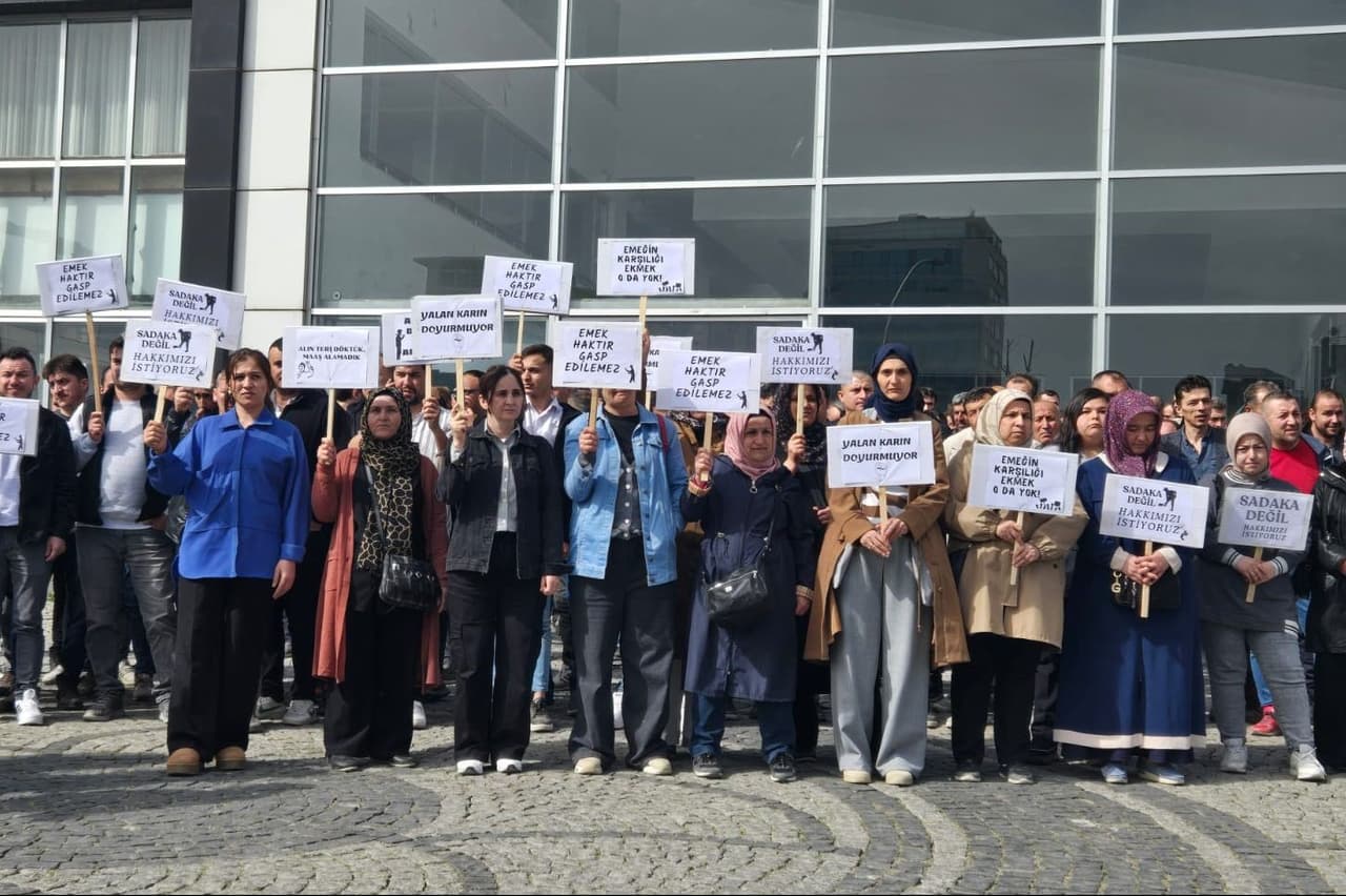 Doruk Madencilik İşçileri Yıldızlar Holding Önünde İsyan Etti