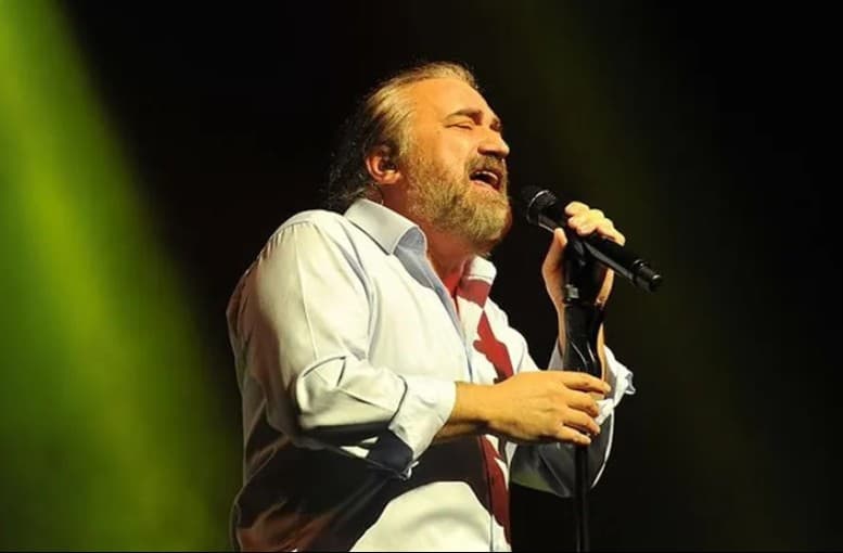 Volkan Konak'ın Vefatı ve Artan Ani Ölümler: COVID-19 Aşısı Tartışmaları Yeniden Alevleniyor