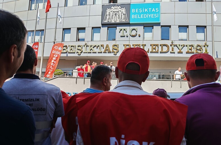 Beşiktaş Belediyesi İşçileri Ayakta: “Tasarrufu Bizden Değil, İsraftan Yapın!”