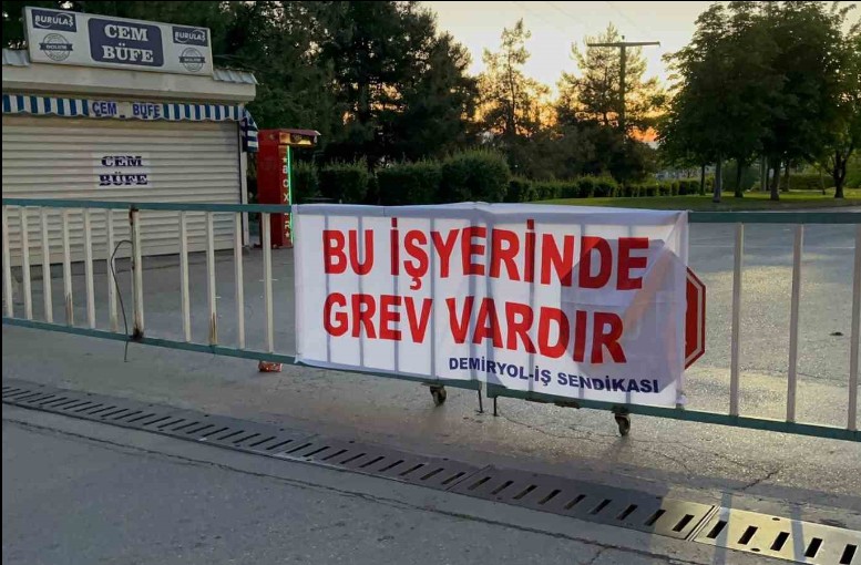 Bursa’da Toplu Ulaşım Grevi: Metro Seferlerini Stajyerler Yaptı, Trafik Yoğunlaştı