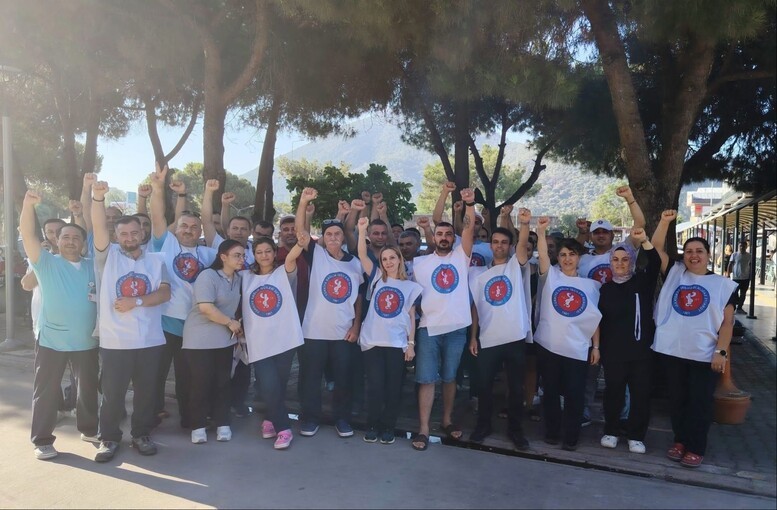 Izmir's University Hospitals Face Strike Over KÇP Demands