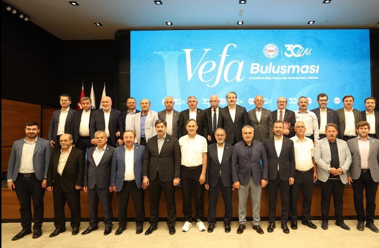 Memur-Sen Marks 30th Anniversary with "Loyalty Gathering": "This Movement Grew with Determination"