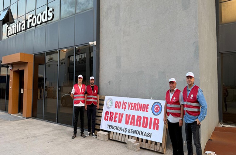Tamira Foods Fabrikasında TİS Anlaşmazlığı: Tekgıda-İş Sendikası Grev Pankartını Astı