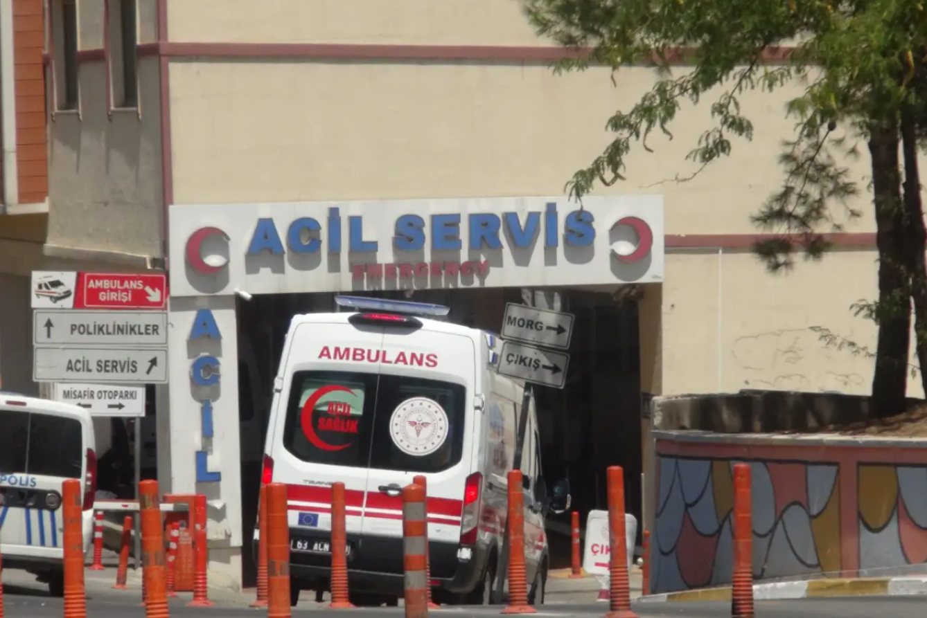 Three people were injured in an explosion that occurred at a climate (air-conditioning) service workshop in Aydın.